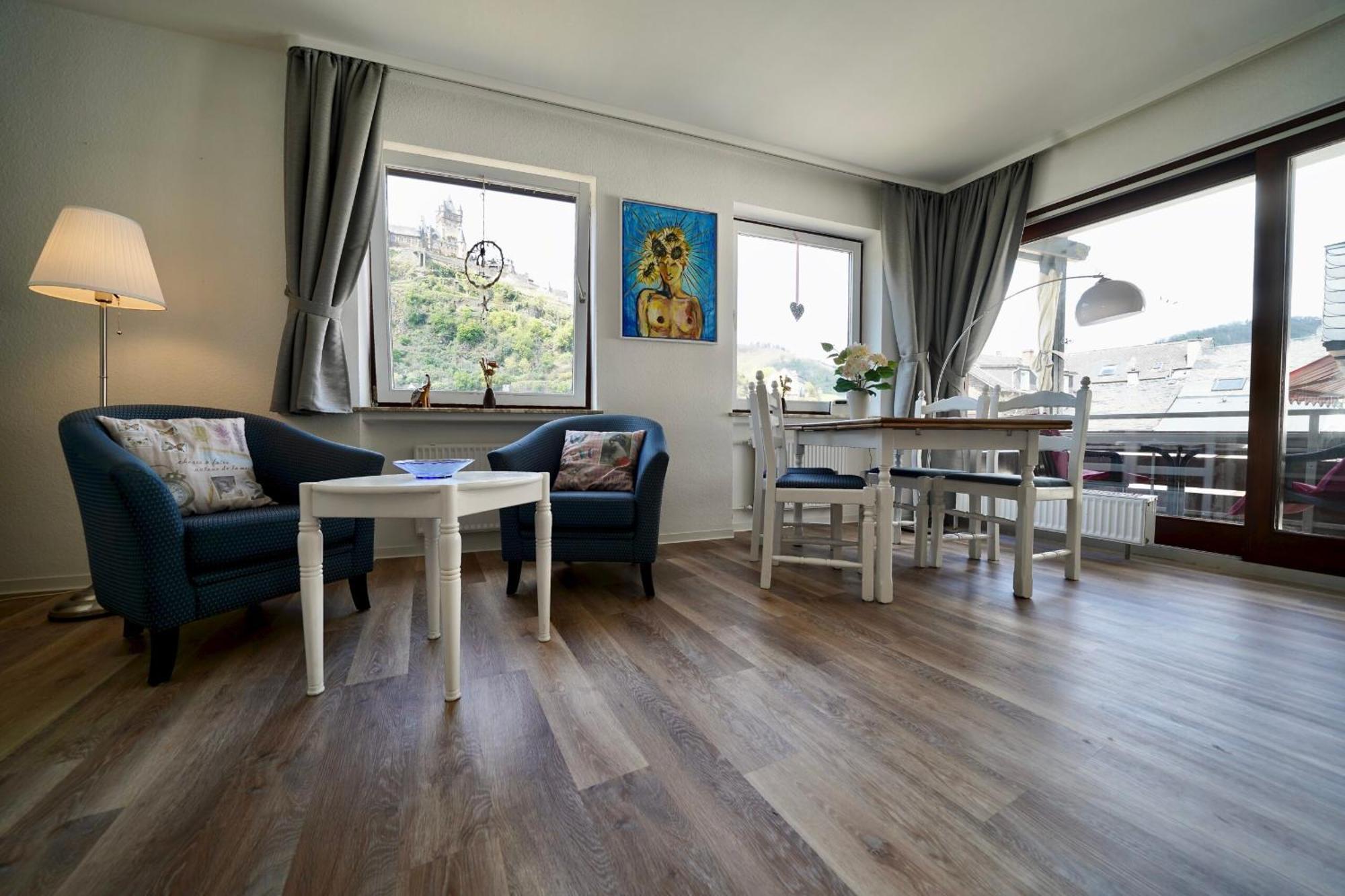 Apartments Haus Daniela Кохем Екстериор снимка